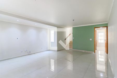 Sala de casa à venda com 3 quartos, 155m² em Vila Elvira, São Paulo