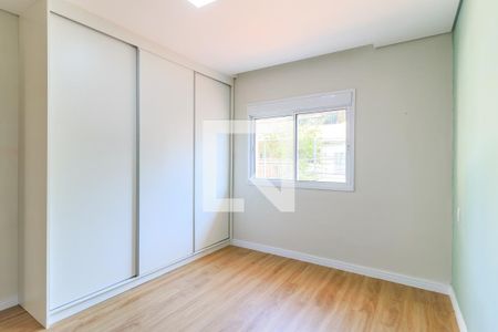 Suíte de casa à venda com 3 quartos, 155m² em Vila Elvira, São Paulo