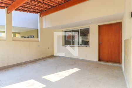 Casa à venda com 155m², 3 quartos e 2 vagasGaragem