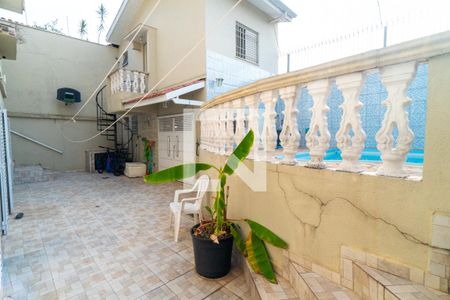 Casa à venda com 304m², 5 quartos e 4 vagasQuintal