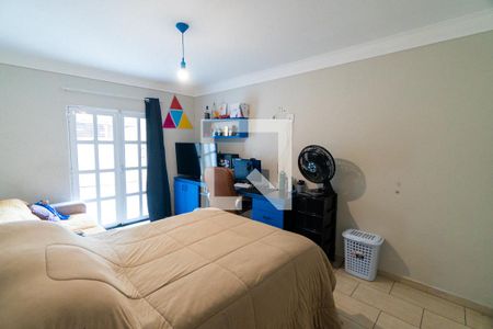 Casa à venda com 304m², 5 quartos e 4 vagasQuarto 2