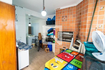 Casa à venda com 304m², 5 quartos e 4 vagasÁrea de Serviço
