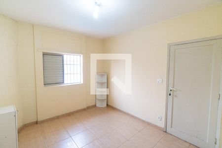 Casa à venda com 304m², 5 quartos e 4 vagasSuite dos Fundos