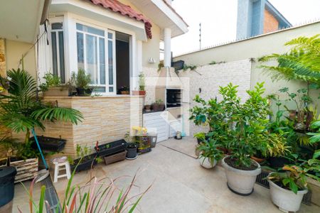Casa à venda com 304m², 5 quartos e 4 vagasChurrasqueira