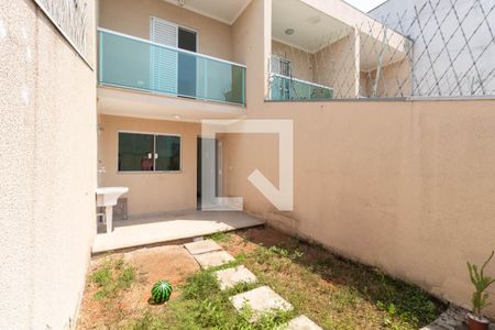 Casa à venda com 102m², 3 quartos e 2 vagas Casa à venda com 102m², 3 quartos e 2 vagasLavanderia
