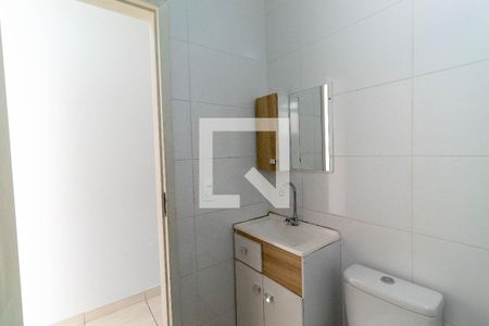 Casa à venda com 102m², 3 quartos e 2 vagas Casa à venda com 102m², 3 quartos e 2 vagasBanheiro 2
