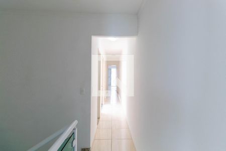 Casa à venda com 102m², 3 quartos e 2 vagas Casa à venda com 102m², 3 quartos e 2 vagasCorredor