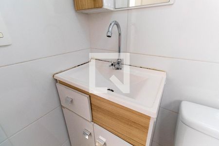 Casa à venda com 102m², 3 quartos e 2 vagas Casa à venda com 102m², 3 quartos e 2 vagasBanheiro 2