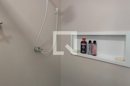 Apartamento à venda com 77m², 2 quartos e 1 vaga Apartamento à venda com 77m², 2 quartos e 1 vagaBanheiro 2