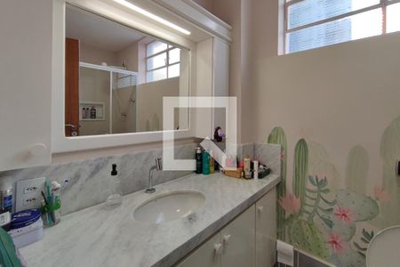 Apartamento à venda com 77m², 2 quartos e 1 vaga Apartamento à venda com 77m², 2 quartos e 1 vagaBanheiro 2