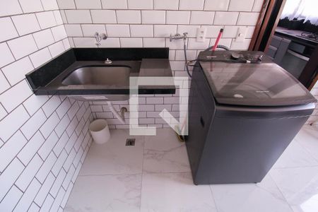 Apartamento à venda com 132m², 3 quartos e 2 vagas Apartamento à venda com 132m², 3 quartos e 2 vagasÁrea de Serviço