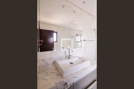 Apartamento à venda com 132m², 3 quartos e 2 vagas Apartamento à venda com 132m², 3 quartos e 2 vagasBanheiro da Suíte 3