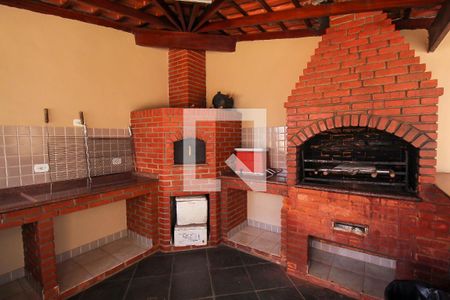 Apartamento à venda com 132m², 3 quartos e 2 vagas Apartamento à venda com 132m², 3 quartos e 2 vagasÁrea comum - Churrasqueira