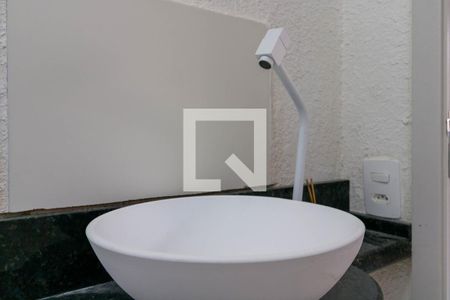 Apartamento para alugar com 38m², 2 quartos e sem vaga Apartamento para alugar com 38m², 2 quartos e sem vagaBanheiro
