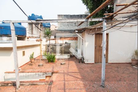 Casa à venda com 178m², 4 quartos e 1 vagaQuintal