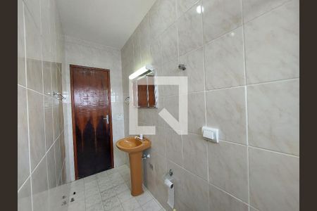 Casa para alugar com 90m², 2 quartos e 2 vagasBanheiro