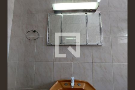 Casa para alugar com 90m², 2 quartos e 2 vagasBanheiro