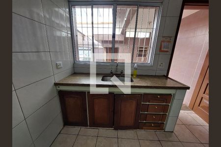 Casa para alugar com 90m², 2 quartos e 2 vagasCozinha
