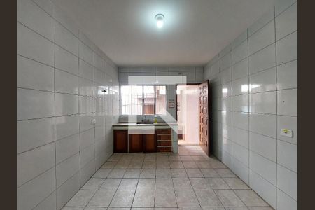 Casa para alugar com 90m², 2 quartos e 2 vagasCozinha