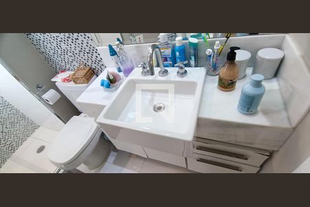 Apartamento à venda com 104m², 3 quartos e 2 vagasBanheiro da Suíte