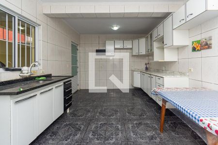 Casa à venda com 99m², 3 quartos e 3 vagas Casa à venda com 99m², 3 quartos e 3 vagasCozinha