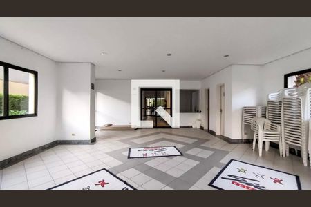 Apartamento para alugar com 60m², 2 quartos e 1 vaga Apartamento para alugar com 60m², 2 quartos e 1 vagaÁrea comum - Salão de festas