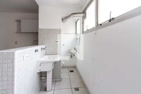 Apartamento para alugar com 122m², 3 quartos e 1 vagaÁrea de Serviço