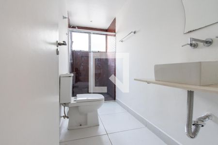 Apartamento para alugar com 122m², 3 quartos e 1 vagaBanheiro do corredor