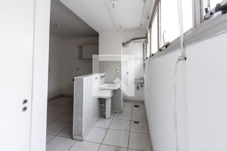 Apartamento para alugar com 122m², 3 quartos e 1 vagaÁrea de Serviço