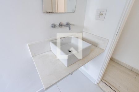 Apartamento para alugar com 122m², 3 quartos e 1 vagaBanheiro do corredor