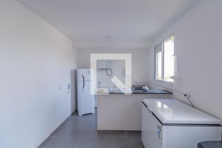 Apartamento para alugar com 43m², 1 quarto e sem vaga Apartamento para alugar com 43m², 1 quarto e sem vagaÁrea Comum - Salão de Festas