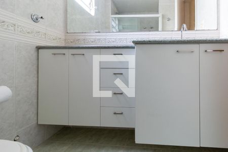 Apartamento à venda com 72m², 2 quartos e 1 vaga Apartamento à venda com 72m², 2 quartos e 1 vagaBanheiro da Suíte 1