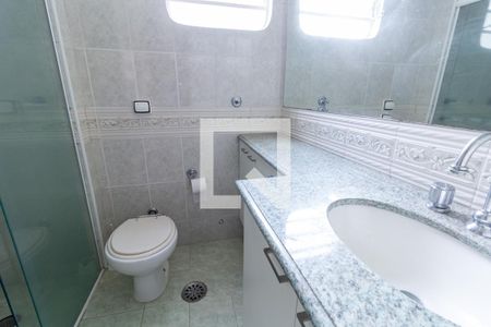 Apartamento à venda com 72m², 2 quartos e 1 vaga Apartamento à venda com 72m², 2 quartos e 1 vagaBanheiro da Suíte 1