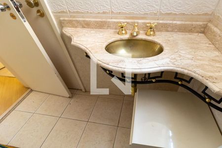 Apartamento à venda com 72m², 2 quartos e 1 vaga Apartamento à venda com 72m², 2 quartos e 1 vagaBanheiro da Suíte 2