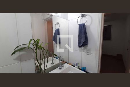 Apartamento à venda com 71m², 3 quartos e 1 vaga Apartamento à venda com 71m², 3 quartos e 1 vagaBanheiro