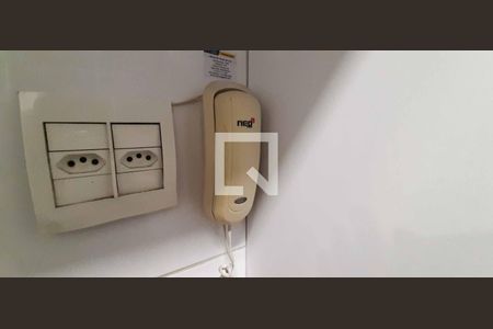 Apartamento à venda com 71m², 3 quartos e 1 vaga Apartamento à venda com 71m², 3 quartos e 1 vagaInterfone