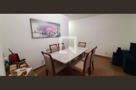 Apartamento à venda com 71m², 3 quartos e 1 vaga Apartamento à venda com 71m², 3 quartos e 1 vagaSala de Jantar