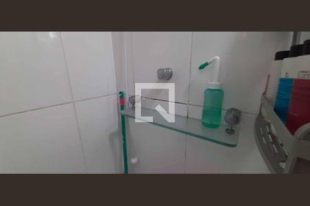 Apartamento à venda com 71m², 3 quartos e 1 vaga Apartamento à venda com 71m², 3 quartos e 1 vagaBanheiro