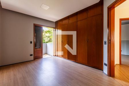 Casa à venda com 900m², 6 quartos e 8 vagasQuarto 1