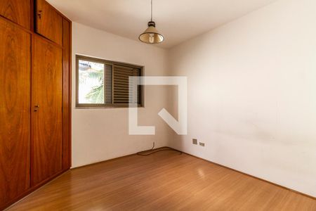 Casa à venda com 900m², 6 quartos e 8 vagasSuíte 2