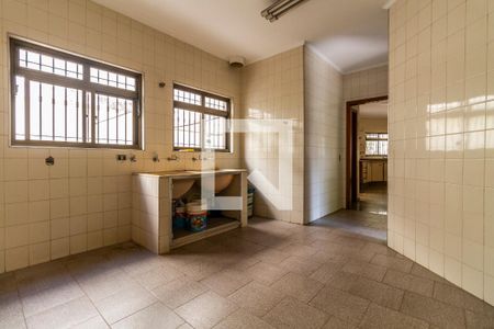 Casa à venda com 900m², 6 quartos e 8 vagasÁrea de Serviço