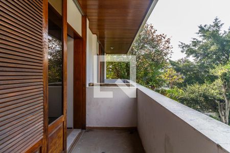 Casa à venda com 900m², 6 quartos e 8 vagasQuarto 2