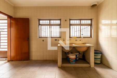 Casa à venda com 900m², 6 quartos e 8 vagasÁrea de Serviço