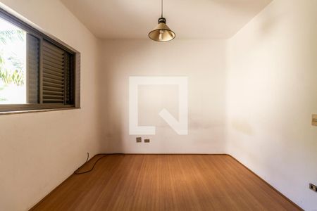 Casa à venda com 900m², 6 quartos e 8 vagasSuíte 2