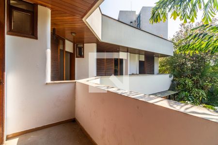 Casa à venda com 900m², 6 quartos e 8 vagasSuíte 3
