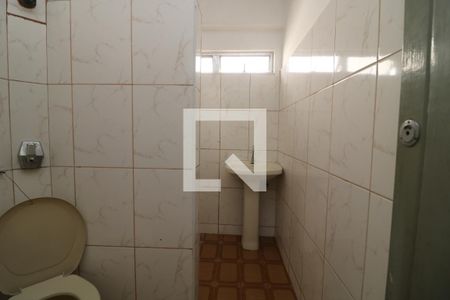 Casa para alugar com 120m², 3 quartos e 3 vagasBanheiro