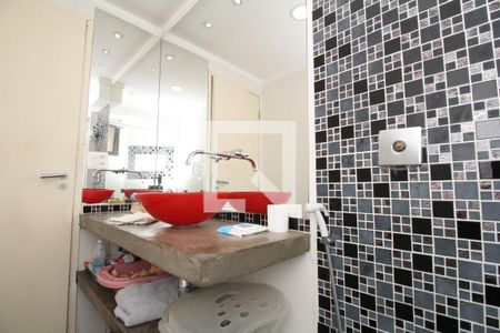 Apartamento à venda com 130m², 3 quartos e 3 vagasBanheiro/Suíte 02