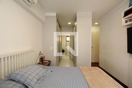 Apartamento à venda com 130m², 3 quartos e 3 vagasSuíte 02