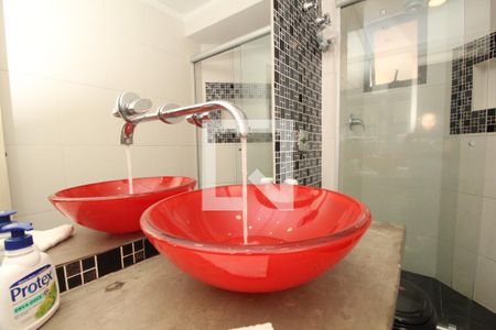 Apartamento à venda com 130m², 3 quartos e 3 vagasBanheiro/Suíte 02