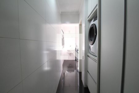 Apartamento à venda com 130m², 3 quartos e 3 vagasLavanderia